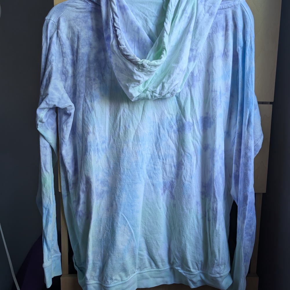 Lightweight Tie-Dye Hoodie with Front Pocket - Picture 2 of 3